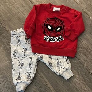Red Spider-Man Sweatshirt and Gray Pants Set